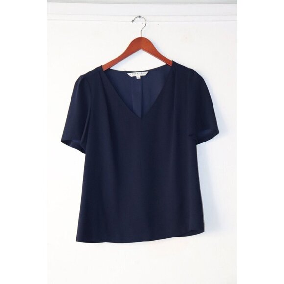 Trina Turk Women's Small Indigo Blue Blouse V-Neck Crepe Short Sleeve Shirt $198 - Picture 1 of 6